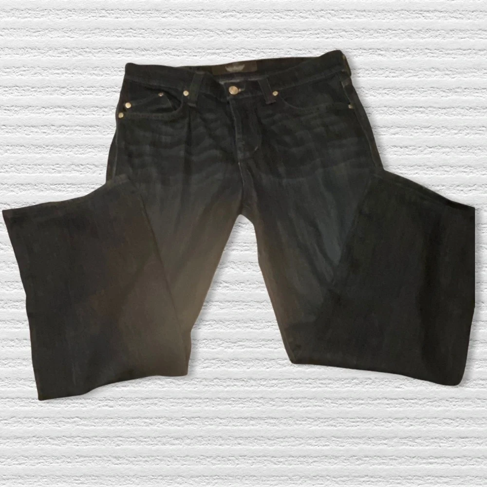 Rock & Republic Jeans Dark Blue 36 NEIL Button Fly Green Pocket Logo - Picture 4 of 13